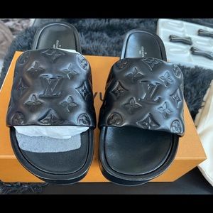 REDUCED Auth Louis Vuitton Jumbo Wedge Slide